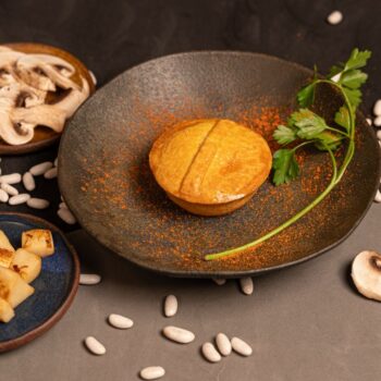 EMPADA DE PALMITO E COGUMELOS - 3 UNIDADES